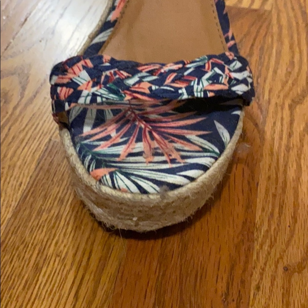 Wedges - Picture 3 of 3